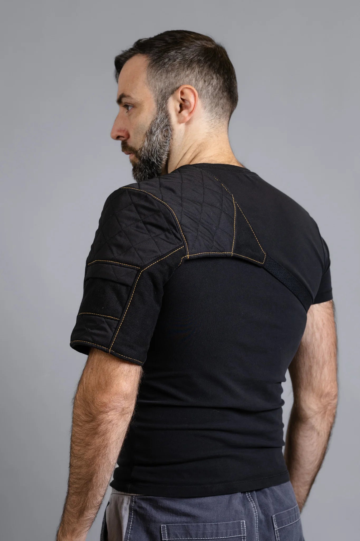 Battle Sleeve - Gilded Carbon [Unifit]