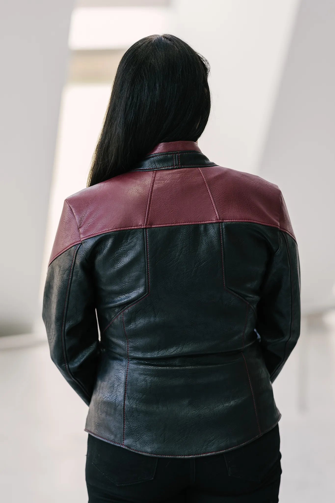 Starfleet 2401 - Command Red [Womens]