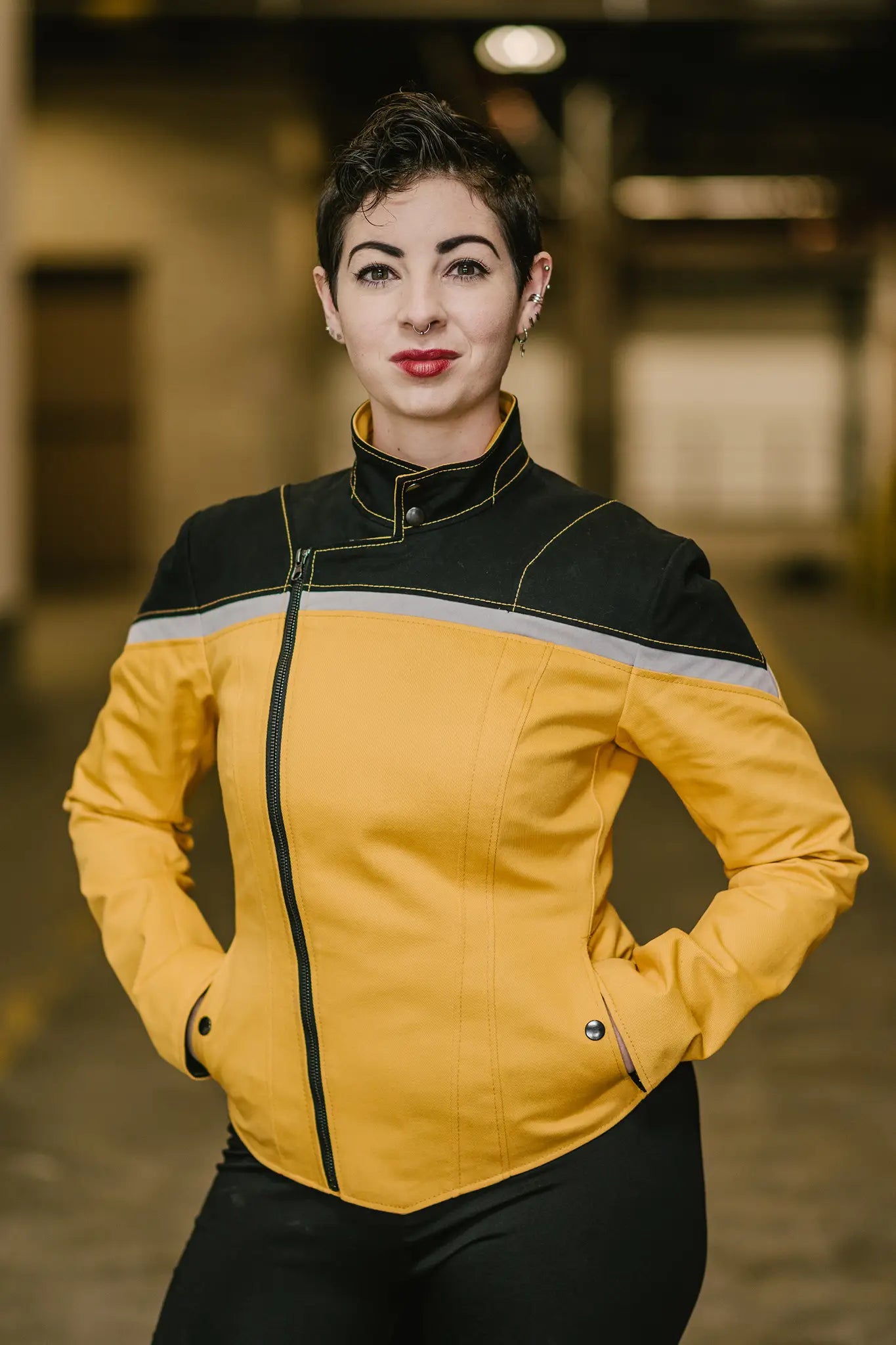 Starfleet 2380 - Operations Gold [Womens]